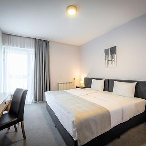 – Superior Double or Twin Room Round Airport Transfer